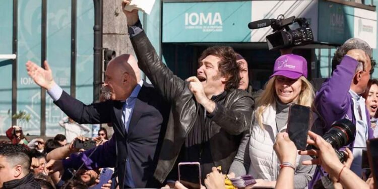 El Gobierno cierra la campaña en Moreno y desafía a Kicillof