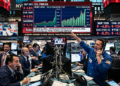 El riesgo Irán-EE.UU. frena a Wall Street y dispara los precios del petróleo.
