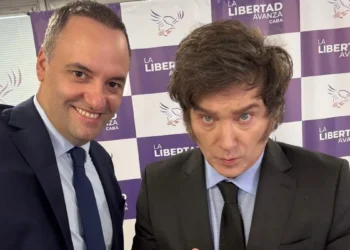 Milei se reúne con Adorni en Olivos para evaluar la agenda legislativa