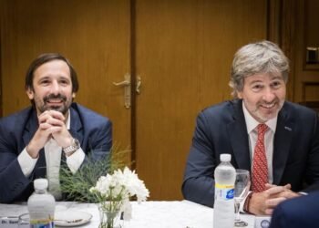 El Gobierno presenta 45 pliegos de jueces y fiscales al Senado, buscando apoyo opositor