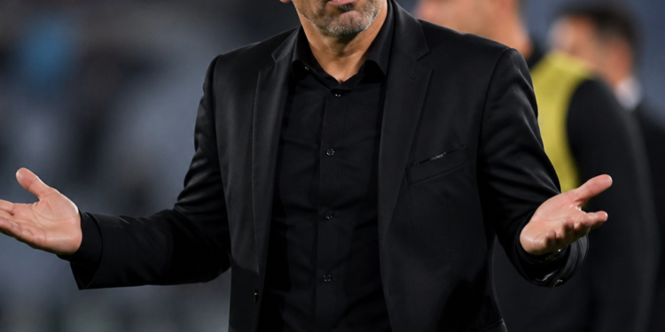 Coudet defiende sus decisiones tras la final con Belgrano: “Cuando perdés, son todos entrenadores”