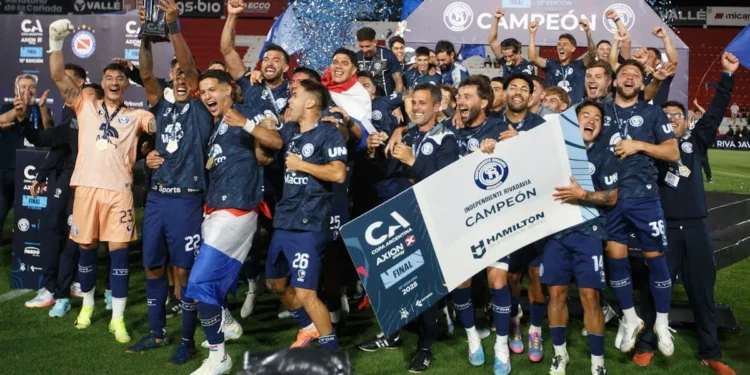 Independiente Rivadavia se enfrenta a Deportivo La Guaira en la Copa Libertadores tras asegurarse el primer lugar del grupo