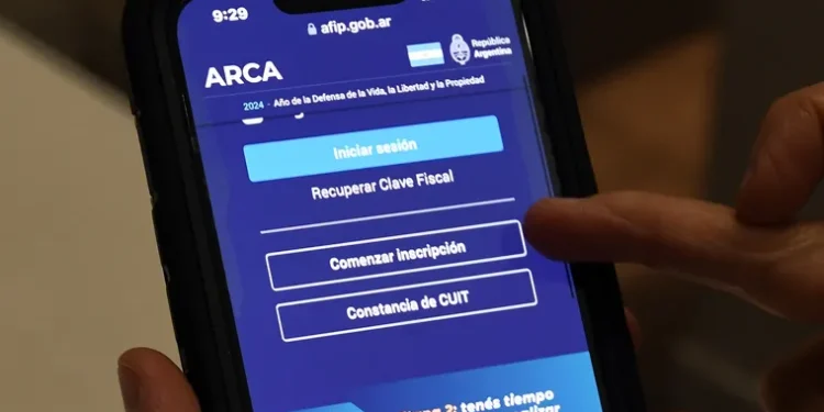 ARCA lanza el recibo de sueldo 100% digital para trabajadoras del hogar