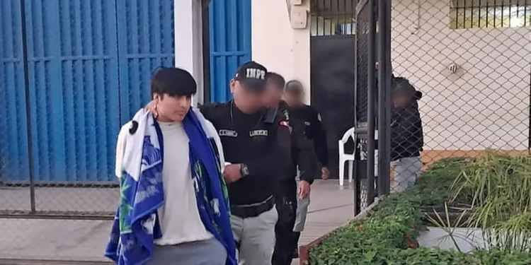 Pequeño J se pronuncia: rechaza cualquier vínculo con el triple asesinato narco y pide disculpas