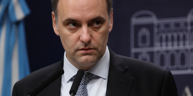 La Oficina Anticorrupción publica la declaración jurada de Adorni: revelan patrimonios multimillonarios