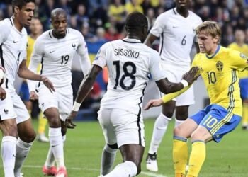 Francia y Suecia se alistan para el reto en 16avos del Mundial
