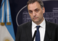 Manuel Adorni enfrenta nuevas acusaciones judiciales