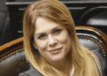 Lilia Lemoine responde a insultos con un golpe en Rosario