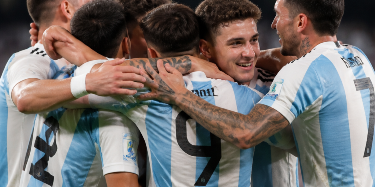 Argentina avanza a los 16avos y espera rival en la Copa del Mundo
