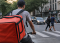 Crece la precariedad en el mercado laboral por el aumento del empleo informal y el monotributo