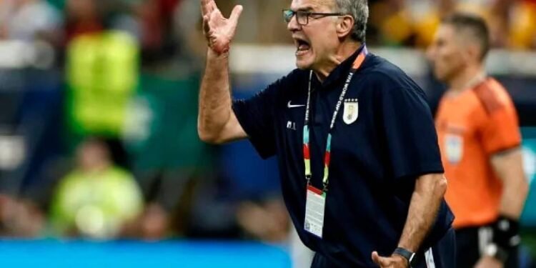 Marcelo Bielsa reflexiona sobre su explosiva reacción en conferencia: ‘Estaba sobrepasado’