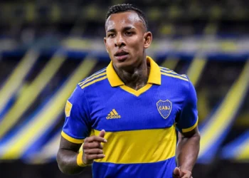 Sebastián Villa regresó a Boca, ante la ovación y los silbidos pidió disculpas a los hinchas