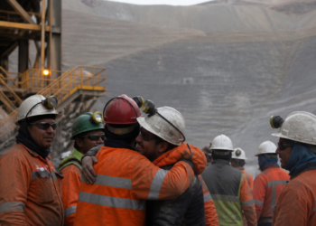 Rio Tinto anunció el exitoso rescate de 14 personas en Catamarca y prolonga la suspensión de sus operaciones