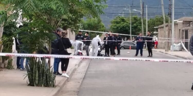 Avances en el caso del homicidio de una mujer en Catamarca: se realizan pericias y buscan al padre del imputado