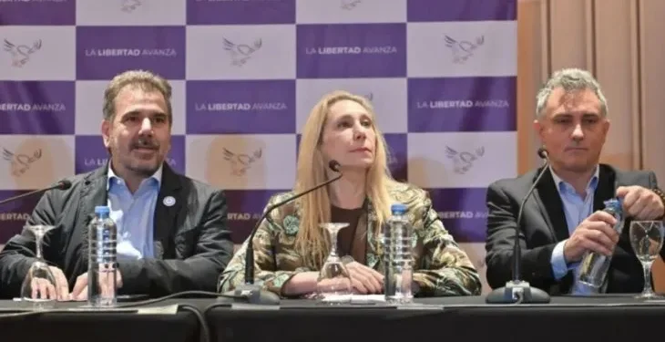 El PRO y LLA acuerdan rechazar reelecciones indefinidas de intendentes y envían mensaje de unidad