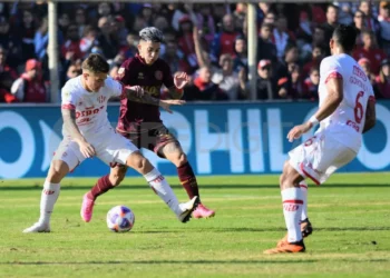 Lanús visitará a Unión de Santa Fe para el cierre de la segunda fecha del Torneo Clausura: hora, TV y alineaciones