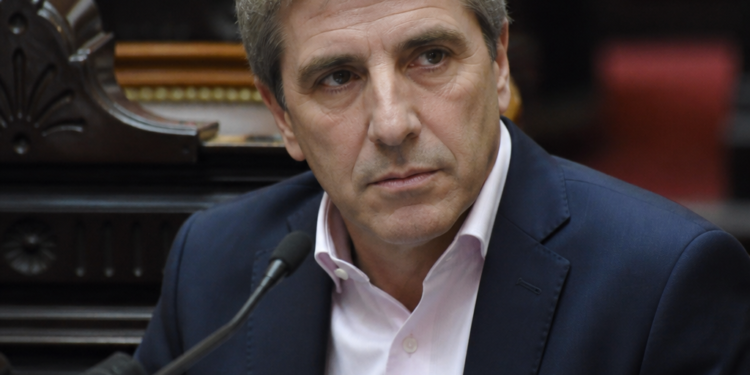 Luis Caputo asigna fondos a provincias en septiembre, incluyendo ATN para La Pampa