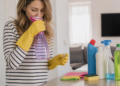 El uso de productos aromáticos para limpiar el hogar podría afectar la calidad del aire, según un estudio