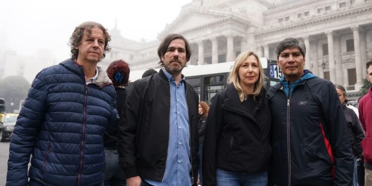 Movilización de la Izquierda y artistas para la ‘Marcha de la Bronca’ contra Milei este sábado en Plaza de Mayo