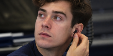 Franco Colapinto se prepara para la clasificación de la Sprint en el GP de Singapur de F1
